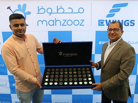 Syed, Pakistani waiter in UAE, wins 1KG gold in a recent Mahzooz Draw