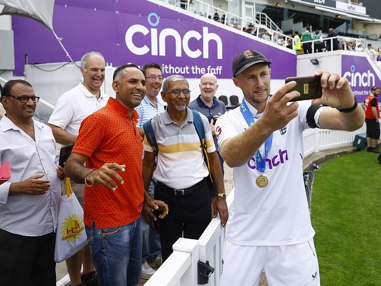 Copy of 2022-09-12T112243Z_1174723540_UP1EI9C0VLTUH_RTRMADP_3_CRICKET-TEST-ENG-ZAF-1662984876914