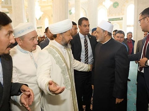 Dr. Ahmed Al-Tayeb, the Grand Imam of Al-Azhar and Chairman of the Muslim Council of Elders visited Hazrat Sultan Mosque in Nur-Sultan, Central Asia's largest mosque, met with leaders of the Islamic delegations who are set to attend the 7th Congress of Leaders of World and Traditional Religions and also led Dhuhur prayers.