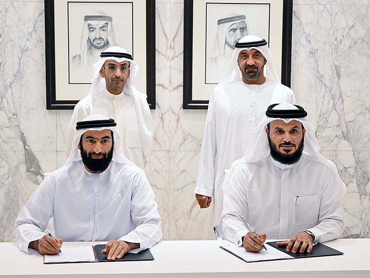 ahmed-bin-saeed-witnessing-mou-between-DGHRD,-HBS-club-of-GCC-1663170476945