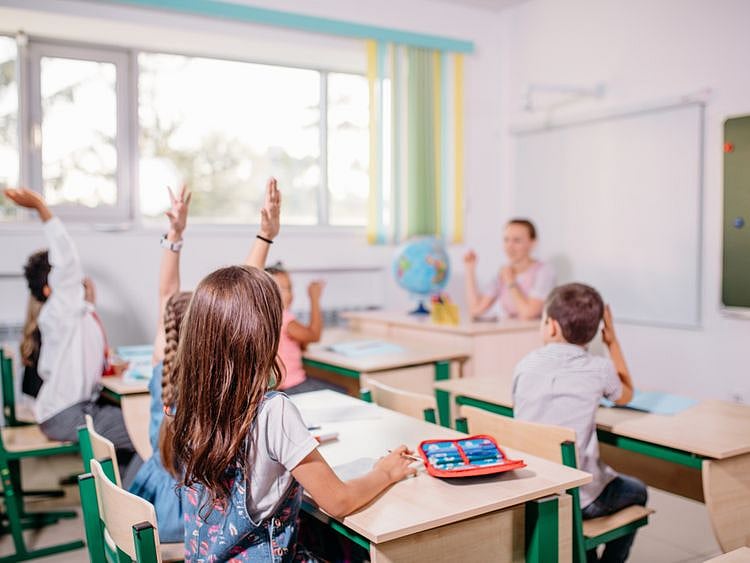 shutterstock_SCHOOL STUDENTS-1663479325216