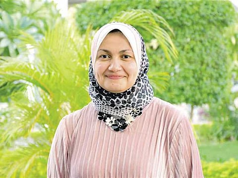 A graduate of Al Azhar University majoring in Arabic language in 1996, Al Saidi obtained a doctorate in 2004. 