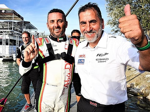Shaun Torrente with Team Abu Dhabi Manager Guido Cappellini.