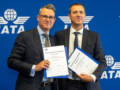 Etihad's Martin Drew (left) and IATA's Frederic Leger.