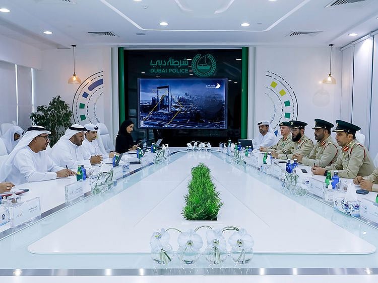 Dubai_Police,_Dubai_Municipality,_Dubai_Land_Dpt._discuss_cementing_collaboration_and_partnership-1664704686575