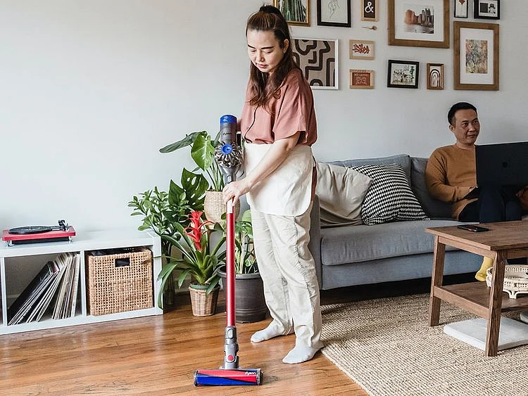 cordless stick vacuum