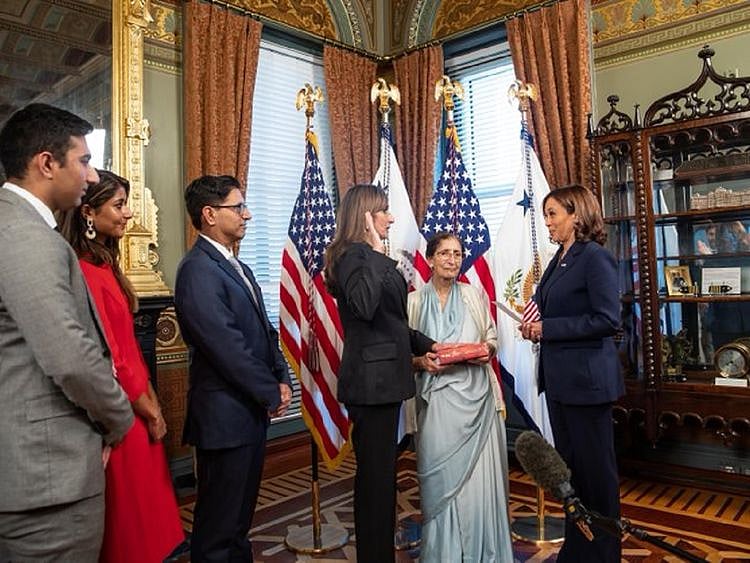 Shefali Razdan Dugal 