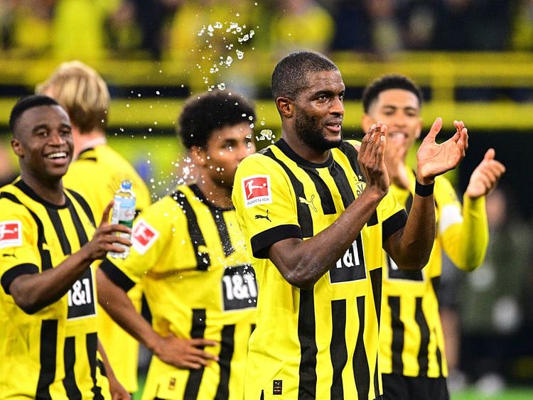 Copy of 2022-10-08T183634Z_1472767905_UP1EIA81FOVZ2_RTRMADP_3_SOCCER-GERMANY-DOR-BAY-REPORT-1665304355481