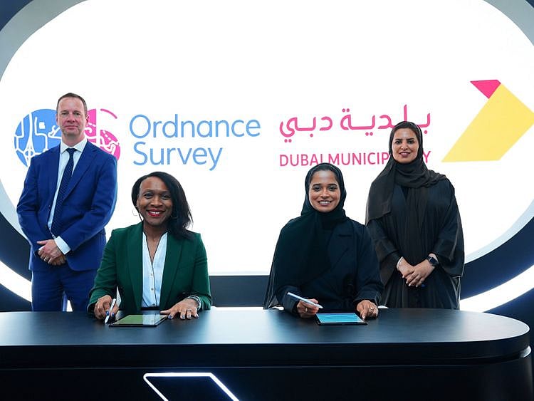 GITEX 2022 DM and OS signing 1-1665574778341