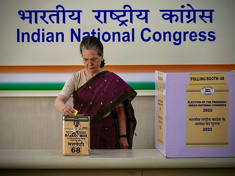 India’s main opposition Congress party’s interim president Sonia Gandhi casts her vote during the election for the party president in New Delhi, India, Monday, Oct.17, 2022.