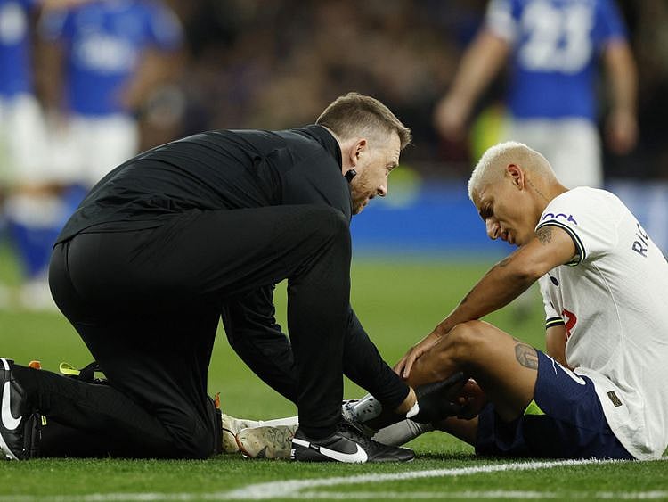 Copy of 2022-10-15T174126Z_362968411_UP1EIAF1D50G5_RTRMADP_3_SOCCER-ENGLAND-TOT-EVE-REPORT-1666077223685