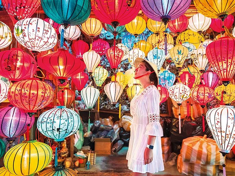 The Hoi An Lantern festival can be a delight of Instagrammers
