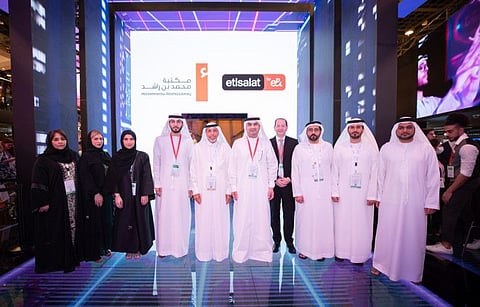 Key officials at the ceremony to sign an agreement between  Mohammed bin Rashid Library Foundation and etisalat by e&, MBRL’s Golden Partner. 