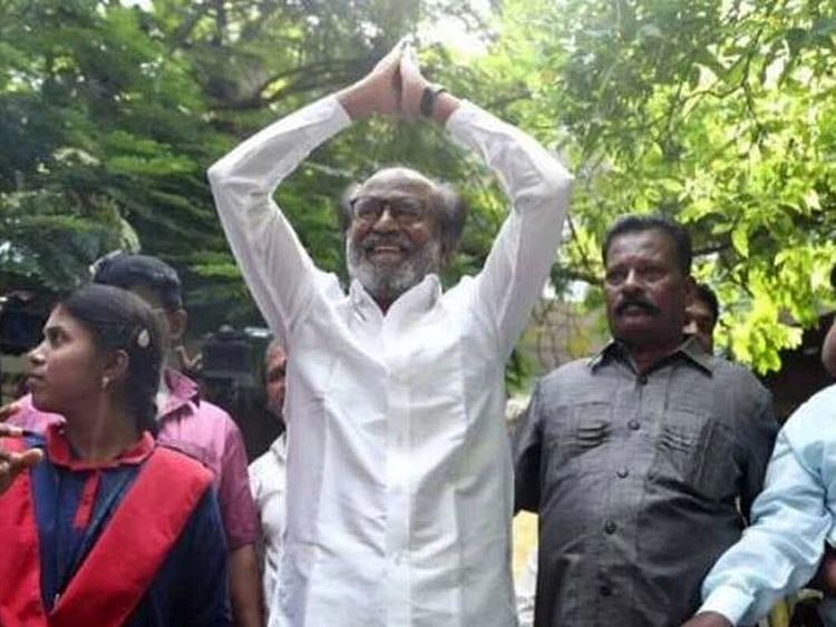 Rajnikanth greets fans on Diwali