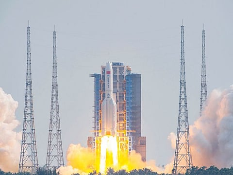 A Long March 5B rocket, carrying China's Mengtian science module, the final module of Tiangong space station, lifts off from the Wenchang Space Launch Centre in southern China's Hainan Province on October 31, 2022.