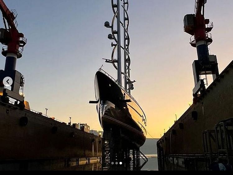 The world's largest sailing yacht, Black Pearl