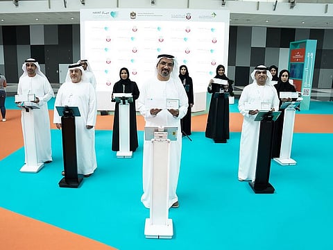 The officials came forward to register for the ‘Hayat’ programme in order to encourage community members to follow suit, thus potentially helping to improve the quality of life for patients suffering from organ failure.