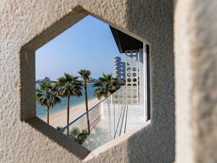 Stock - Luxury property Dubai
