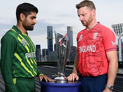   Heavy rain is predicted later on Sunday in Melbourne and the forecast is bleak for the reserve day on Monday as well.