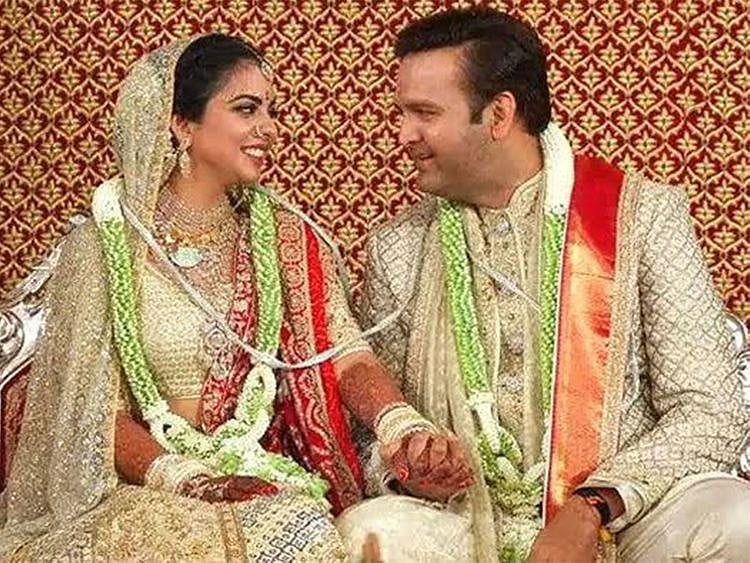 Isha Ambani, Anand Piramal blessed with twins
