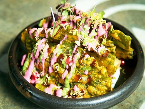 Palak Patta Chaat or spinach fritters with yoghurt