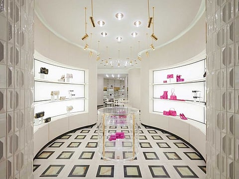 Valentino blended 1930s Art Deco design with a contemporary look.