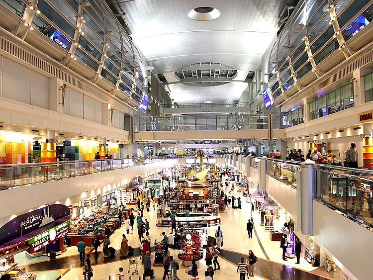 Stock-Dubai-Airport