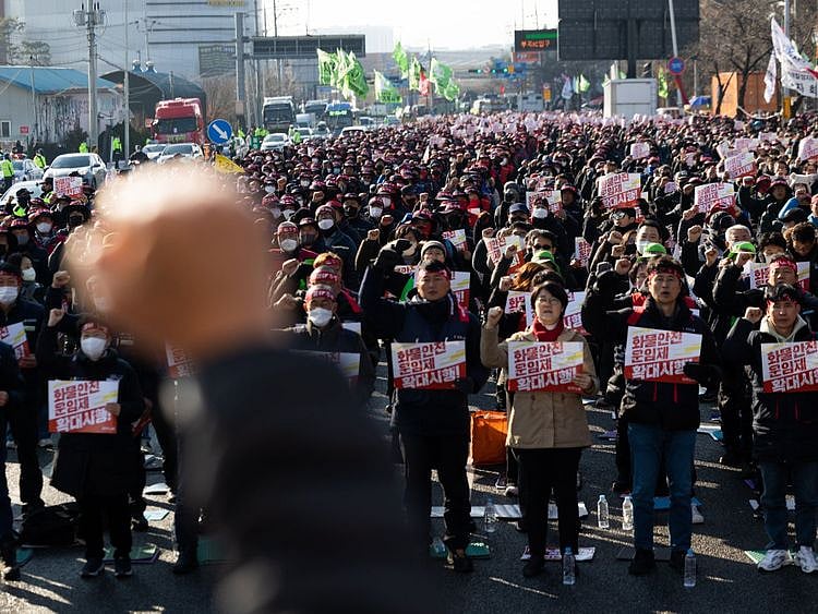 korea protest-1670321292960