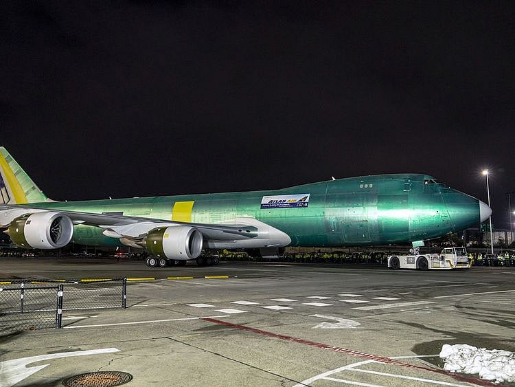 Boeing 747 plane