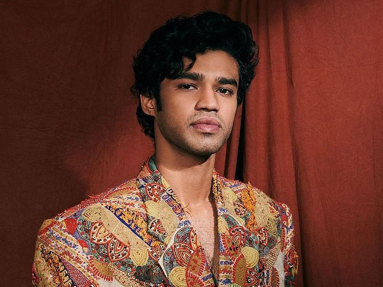 Irrfan Khan's son Babil Khan makes his Bollywood splash with 'Qala'