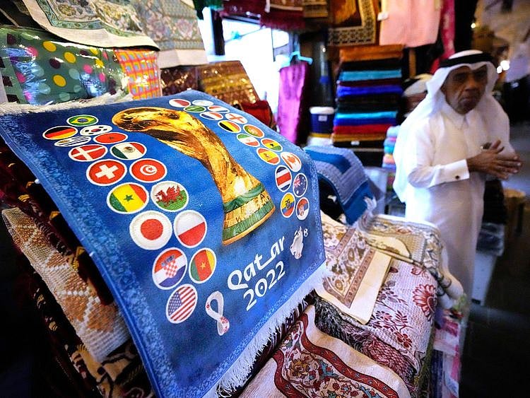 QATAR WORLD CUP market shopping