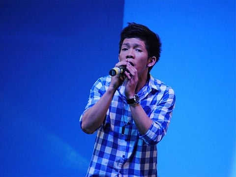 Baldivino sang three songs, but was seen gasping for breath as he performed the third one.