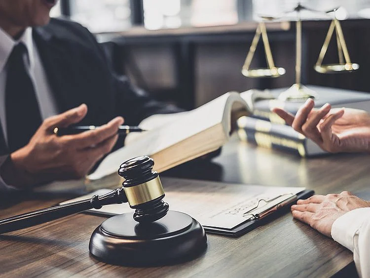 Stock-Legal-services