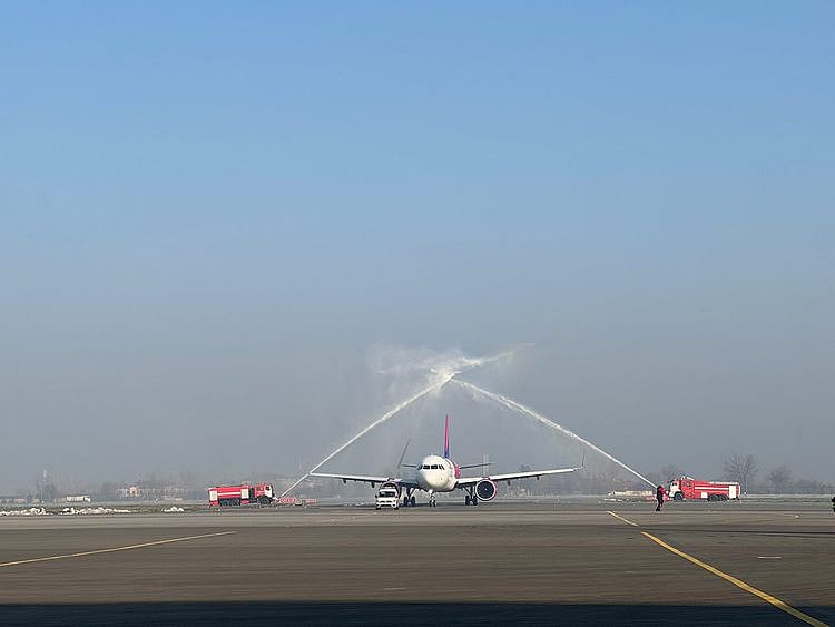 Wizz Air's first flight to Samarkand