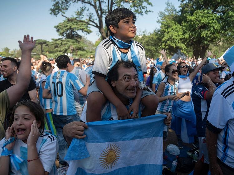 Copy of Argentina_Wcup_Soccer_47433--69e09-1671004299907