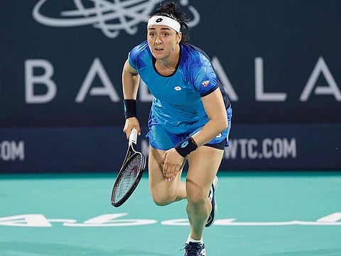 Ons Jabeur extends her amazing run in Abu Dhabi by trouncing Brit Emma Raducanu on Friday December 16, 2022 in Abu Dhabi.