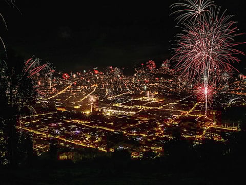 Fireworks are a big part of CNY celebrations and usually start at the end of the New Year’s Eve, exactly at midnight. Picture used for illustrative purposes only.