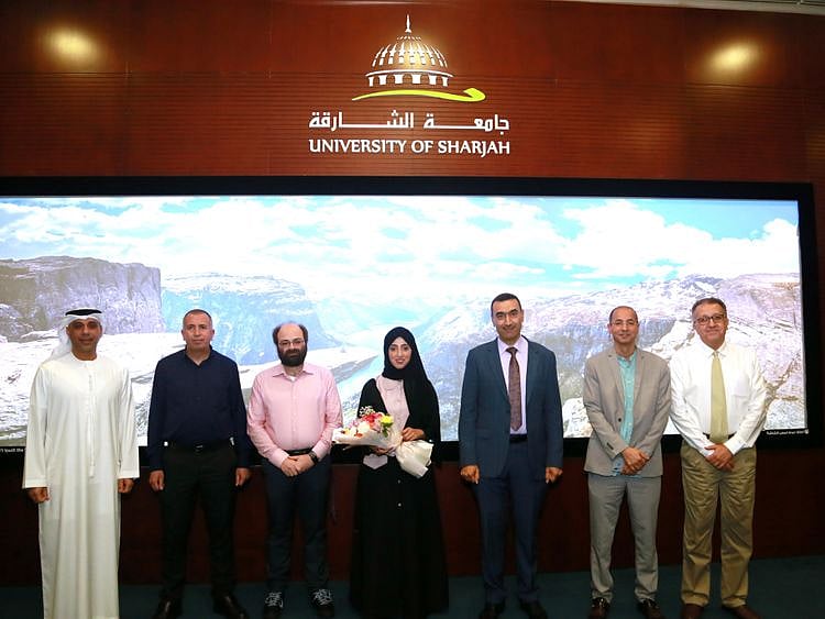 Group photo with the examining comittee-1671347186808