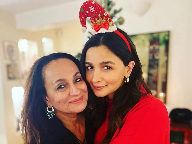 Soni Razdan and Alia Bhatt