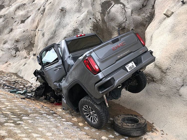 man-dies-after-car-falls-off-RAK-mountain-1671979845893