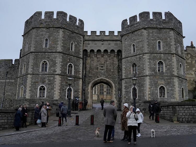 Copy of Virus_Outbreak_Britain_Christmas_17980.jpg-a3376-1640531149409