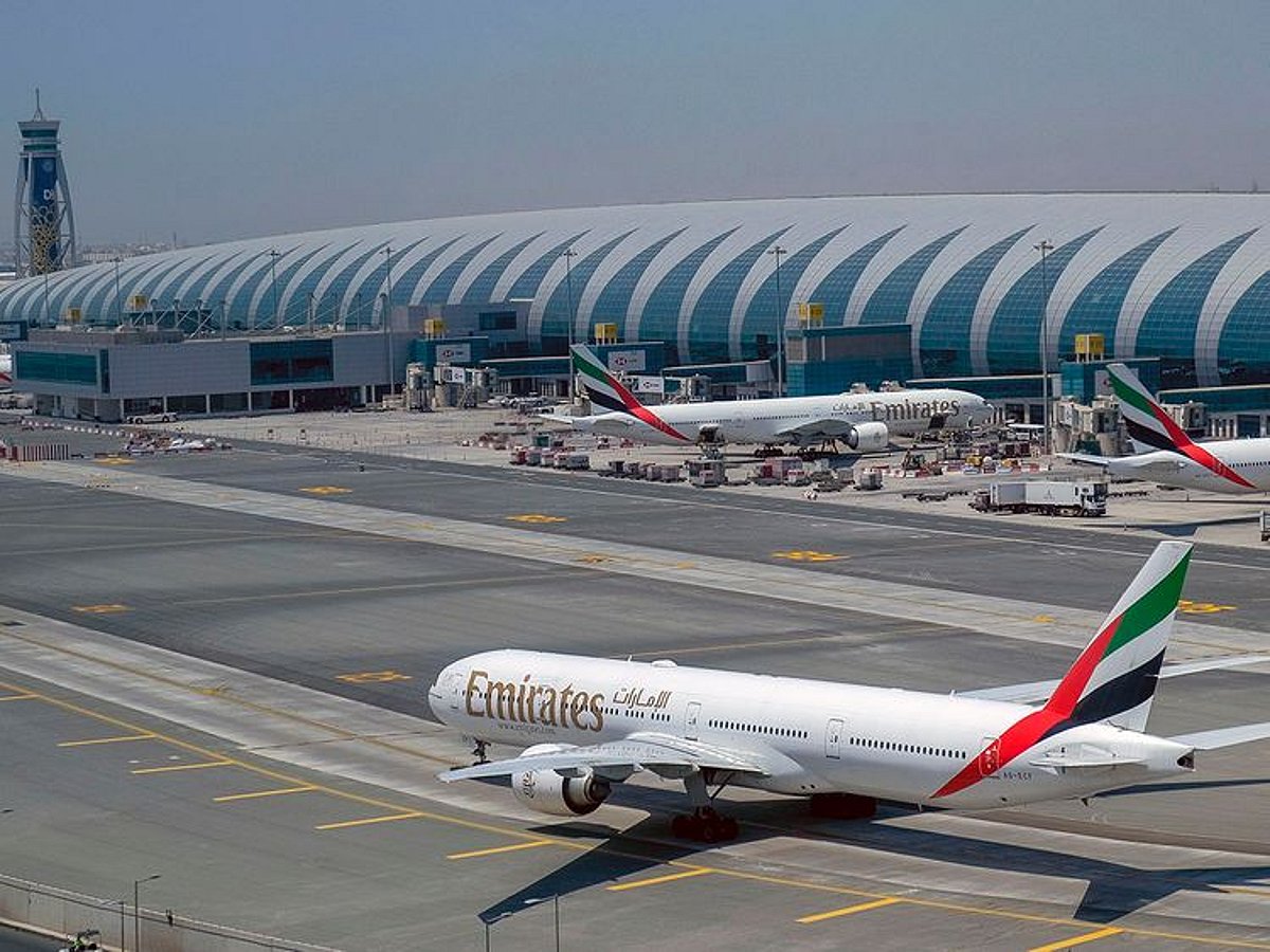 Emirates named “Best International Airline” of 2025