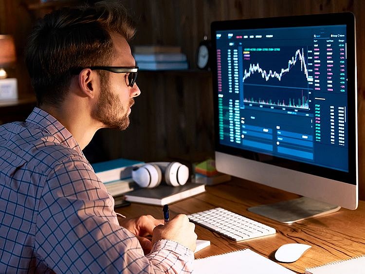 Stock-Tech-Industry