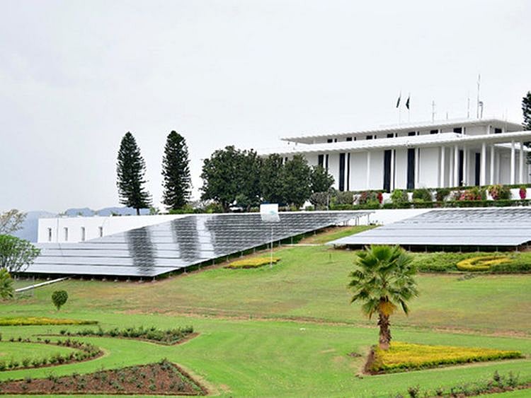 Pakistan's President House is fully powered by solar energy since 2021. 