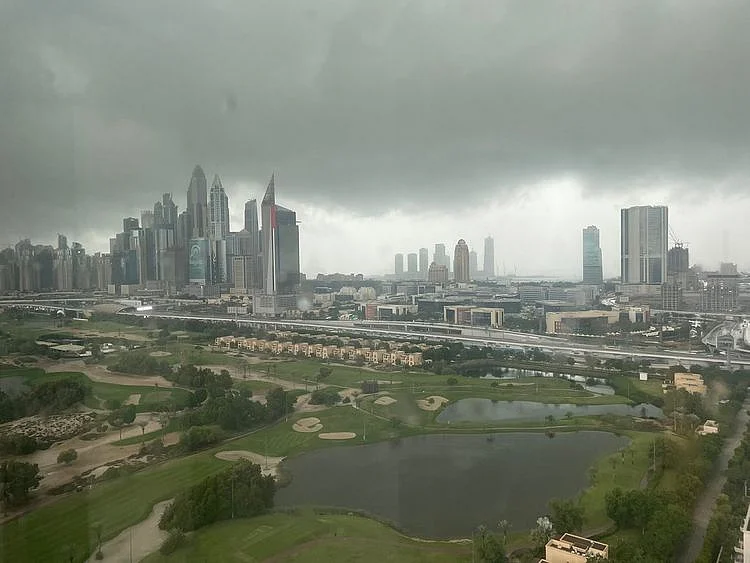 Rain in Dubai
