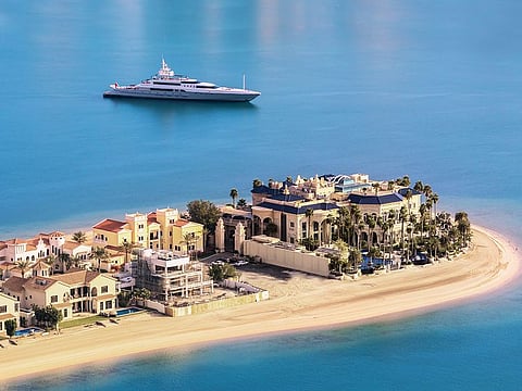 in Dubai, Palm Jumeirah homes reign supreme as must-checkouts for the world's rich. There will be more luxury beachfront homes coming off developer drawing boards soon that investors can take a look at. 