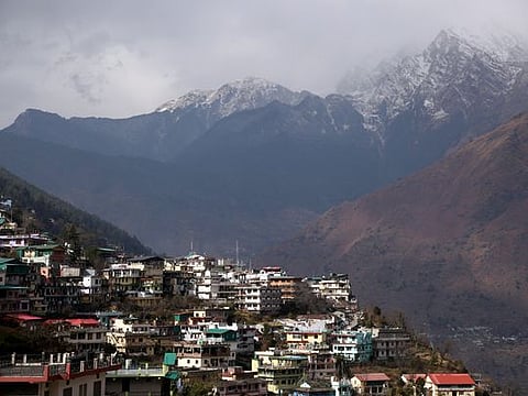 Joshimath, Jan 12 (ANI): A view of the Joshimath city on a cold winter day, on Thursday. (ANI Photo/Ayush Sharma)