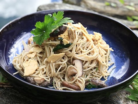 Vegan recipe: Angel Hair Pasta with Mushroom Sauce and Truffle Oil