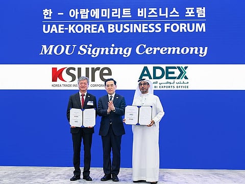 The deal was signed by Mohamed Saif Al Suwaidi, Director General of Abu Dhabi Fund for Development and Chairman of the Exports Executive Committee of the Abu Dhabi Exports Office, and Inho Lee, Chairman and President of Korea Trade Insurance Corporation, in the presence of Yoon Suk-yeol, President of South Korea.