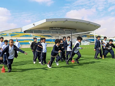 Students of Madinat Zayed schools toured Al Dhafra’s Hamdan Bin Zayed Stadium and learned about its various facilities.